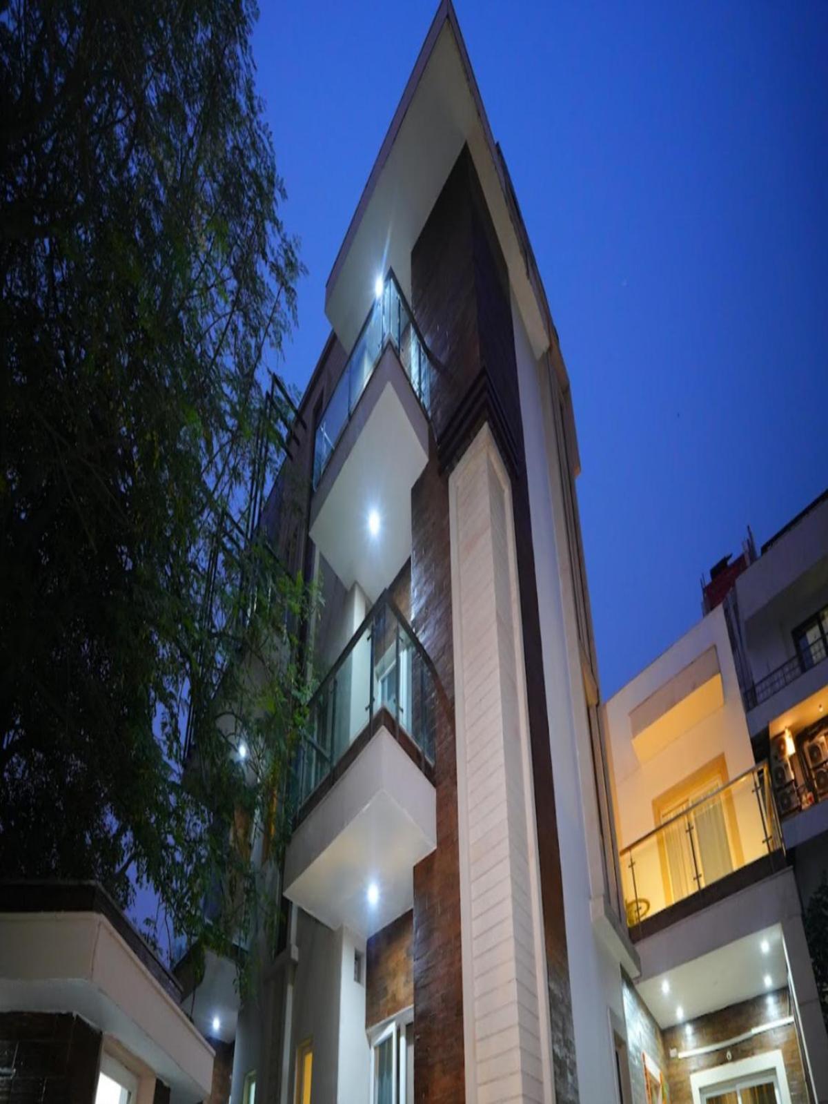 Mallenzo Suites Dlf Phase 1 Gurgáon Kültér fotó