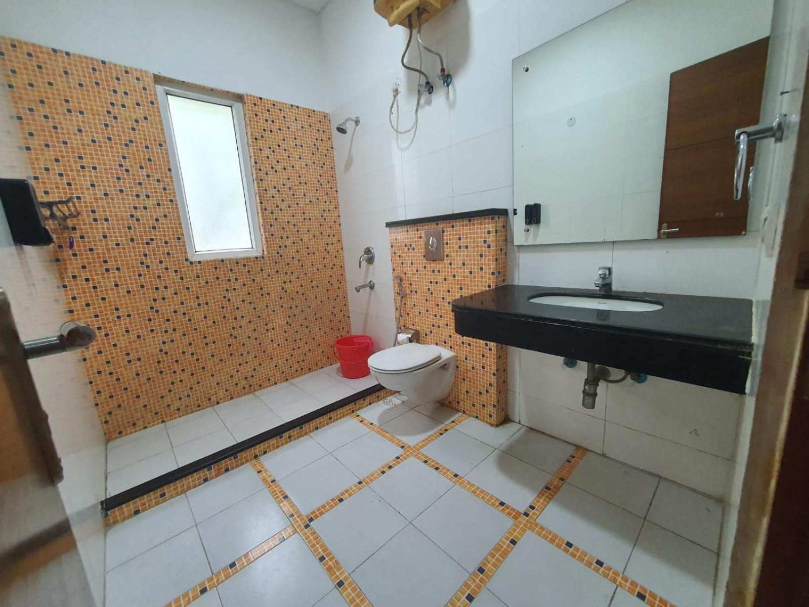 Mallenzo Suites Dlf Phase 1 Gurgáon Kültér fotó